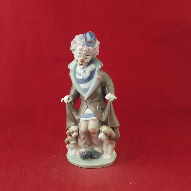 Lladro Porcelain Figurine 5901 Surprise (Chipped) - 8049 L/N