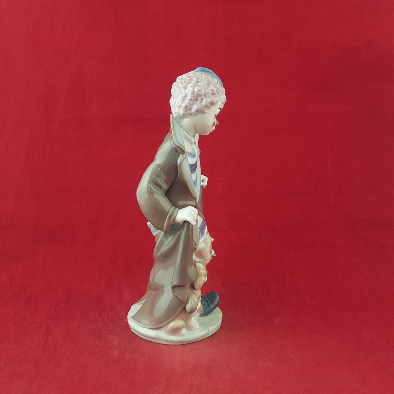 Lladro Porcelain Figurine 5901 Surprise (Chipped) - 8049 L/N