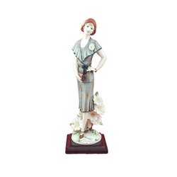 Giuseppe Armani Figurine Daisy Girl Statue Capodimonte Florence - 8714 O/A