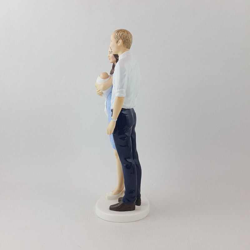 Royal Doulton Figurine HN5716 Prince George With CoA -  RD 8673