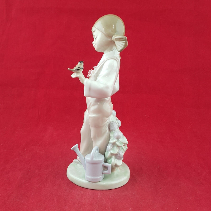 Lladro Figurine 5217 - Spring Girl - 7235 L/N