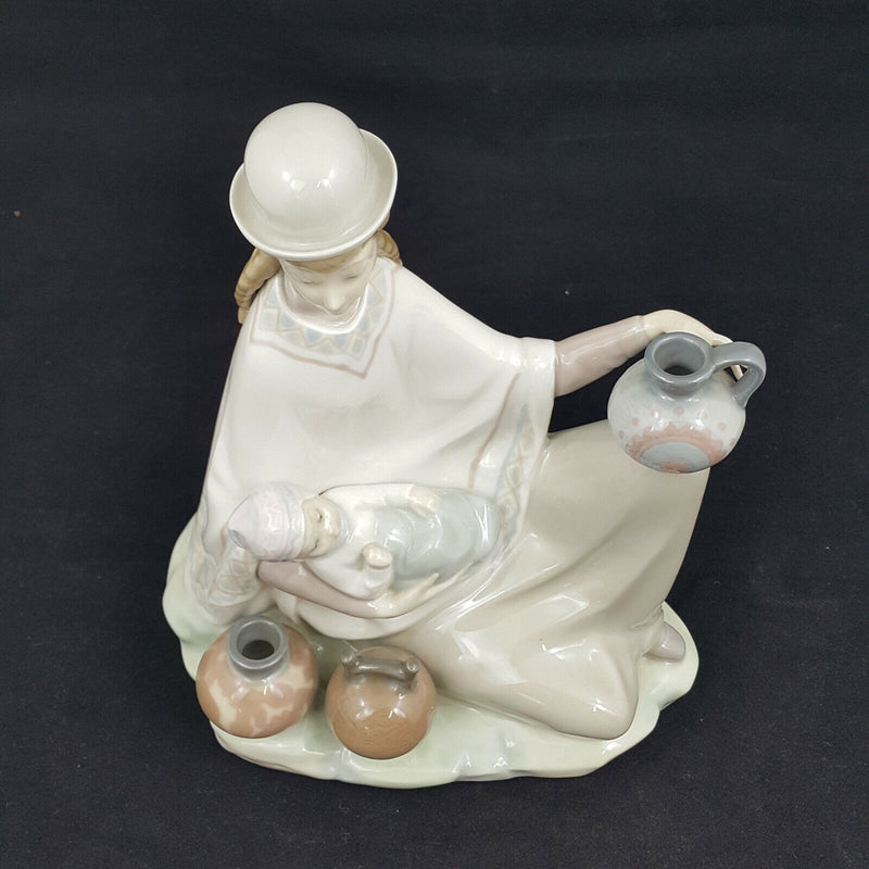 Large Lladro Figurine - Peruvian Girl with Baby  Porcelain 4822 DV - L/N