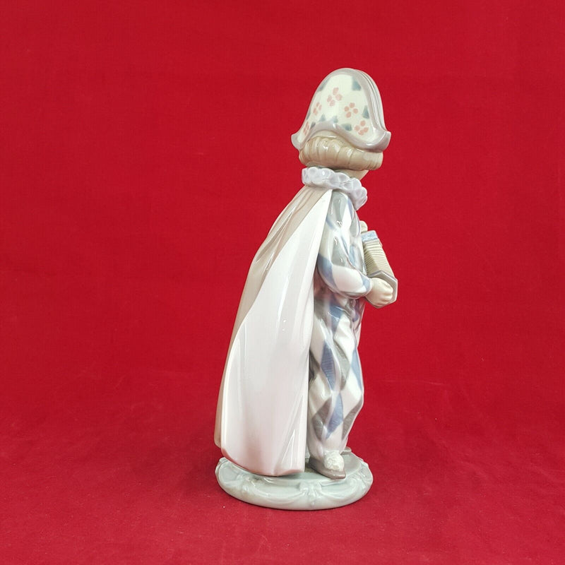 Lladro - Concertina 5695 (restored neck)  6018 Porcelain  collectible L/N