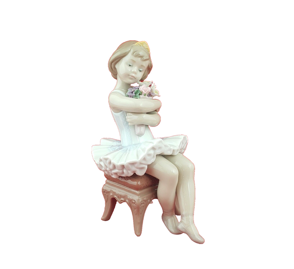 Lladro Figurine 6763 - First Performance - 7698 L/N