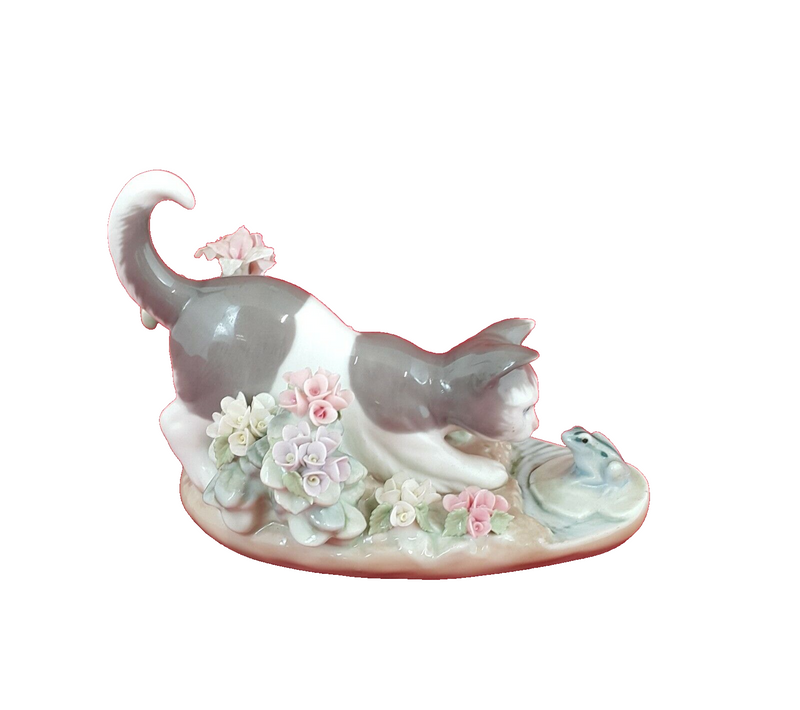 Lladro Figurine 1442 - Kitty Confrontation (Damaged)- 5953  L/N