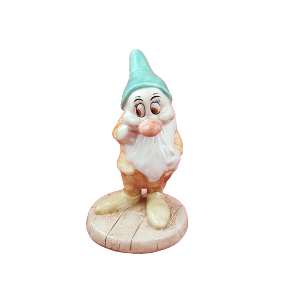 Royal Doulton Snow White & The Seven Dwarfs Bashful SW16 - 8661 RD