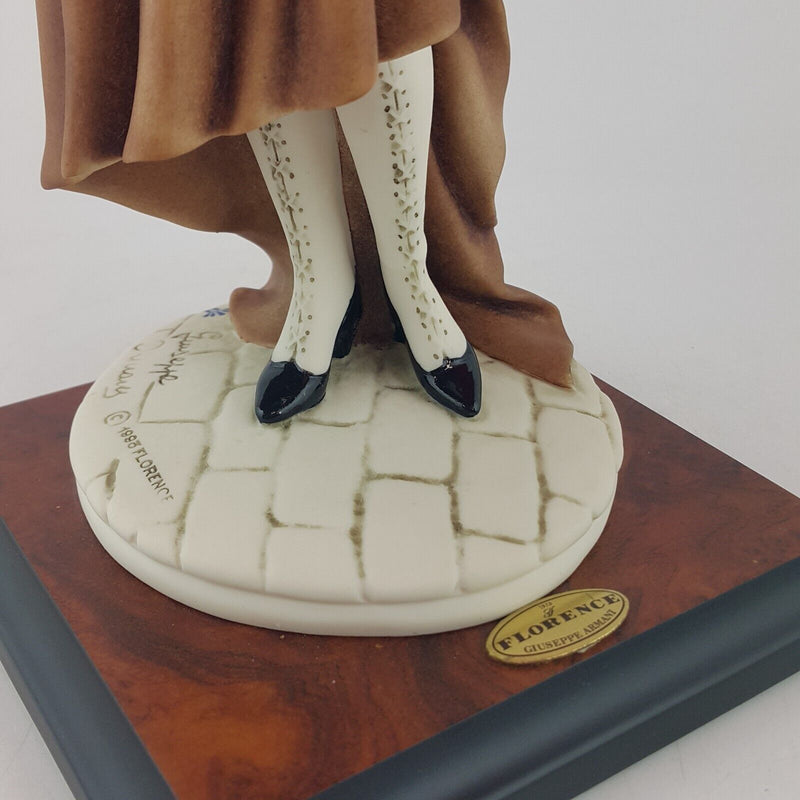 Giuseppe Armani Florence Figurine Young Lady with Yorkshire CoA Boxed - 7629 OA