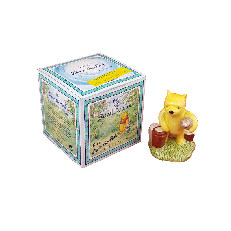 Royal Doultoun Storybook - Pooh Counting The Honeypots WP12 (Boxed) - RD 741