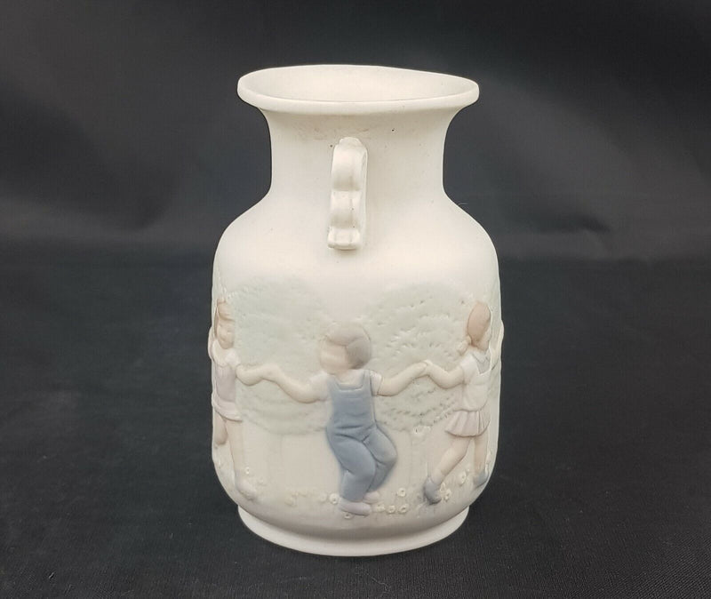 Lladro Vase/Urn Model 5260 - BOXED