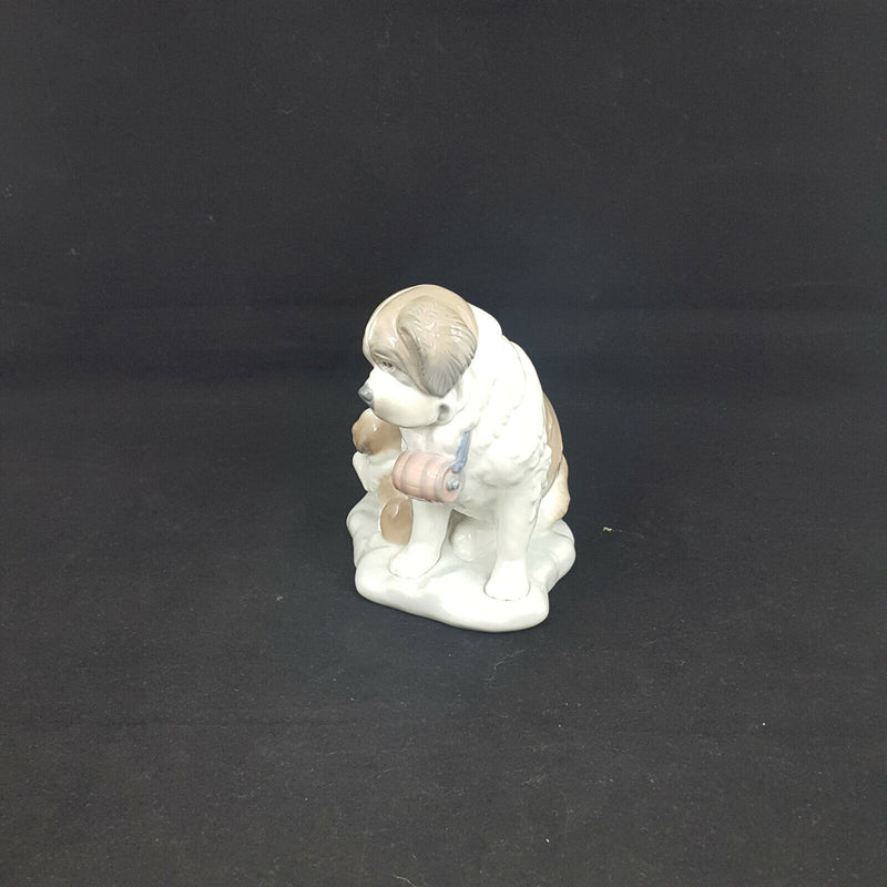 Lladro Dogs Figurine - Baby Sitting 8170 (in originial box)