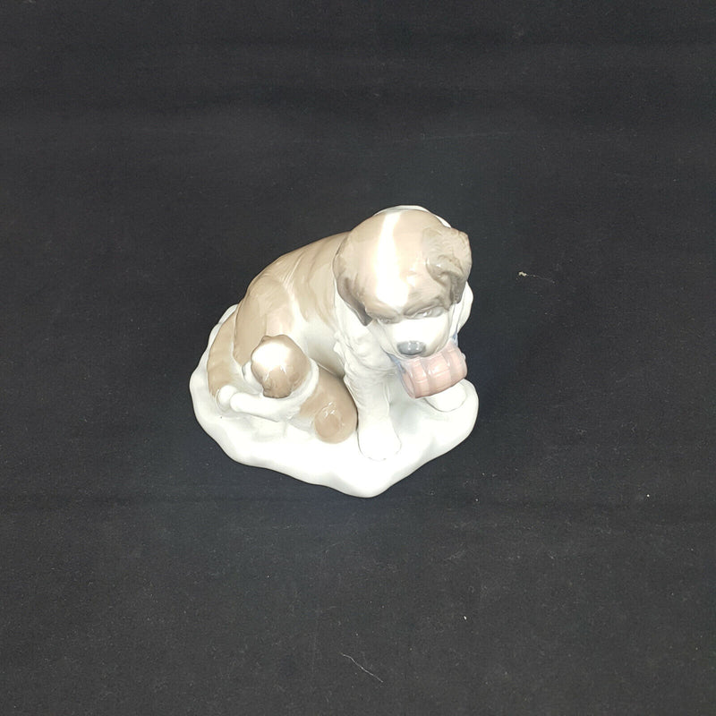 Lladro Dogs Figurine - Baby Sitting 8170 (in originial box)