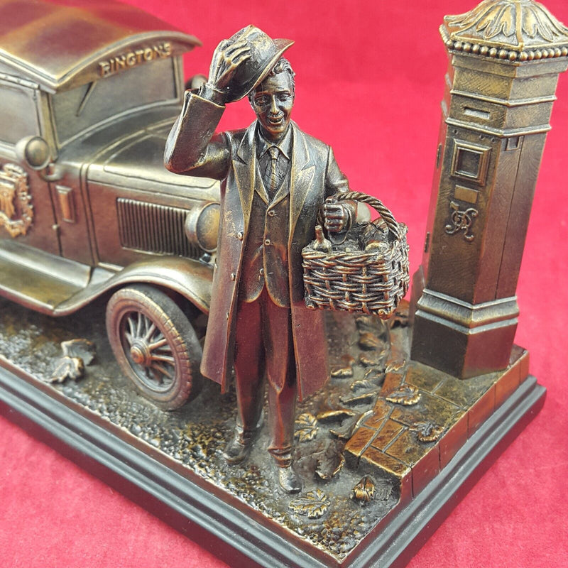 Ringtons Tea Bronze Van with Man Boxed (Damaged) - 8665 O/A