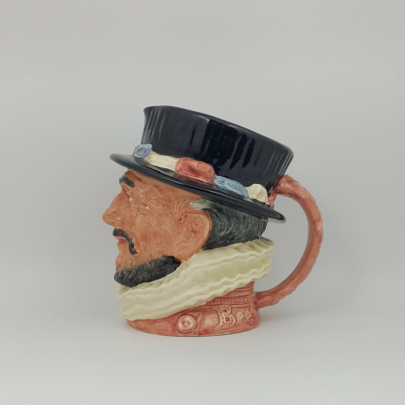 Royal Doulton Character Jug Beefeater ER D6206 – Large