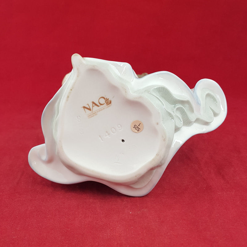 Lladro Nao Figurine - A Joyful New Friend 1409