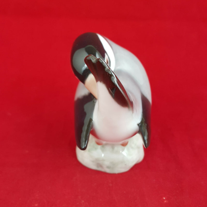 Royal Copenhagen B & G - Sleeping Ricebird / Chaffinch Bird 2361 - 390 RCH