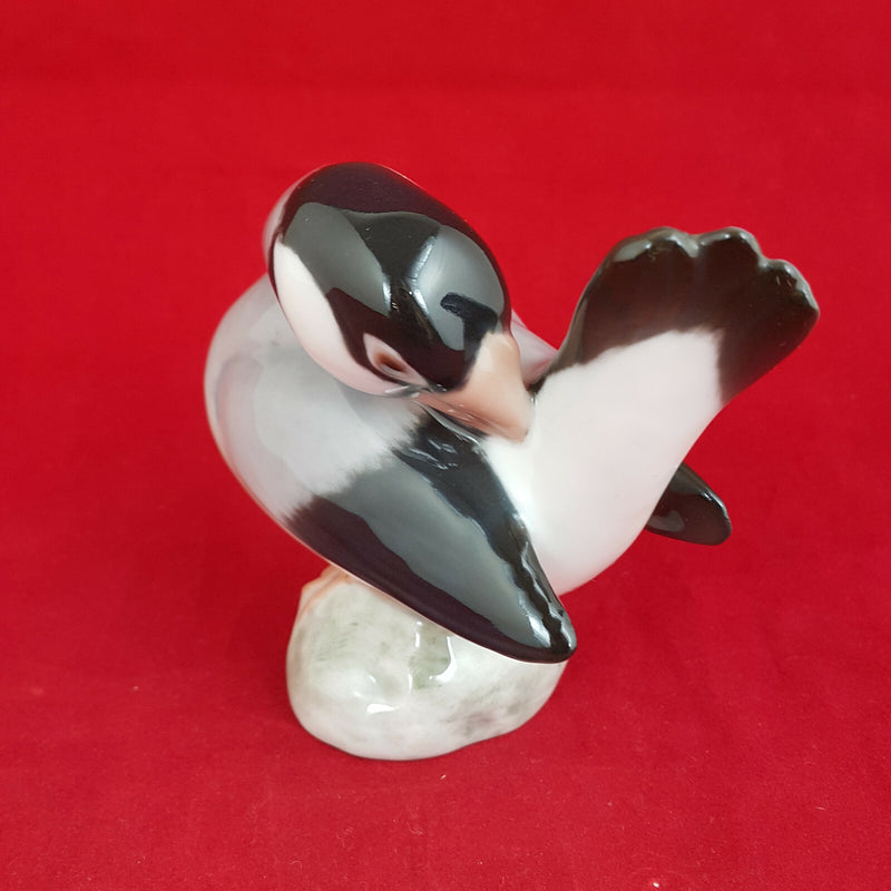 Royal Copenhagen B & G - Sleeping Ricebird / Chaffinch Bird 2361 - 390 RCH