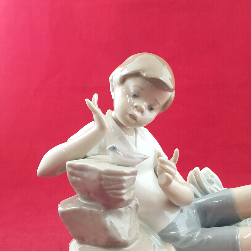 Lladro Figurine - Pleasant Encounter | Boy With A Bird 4858 - L/N 3622