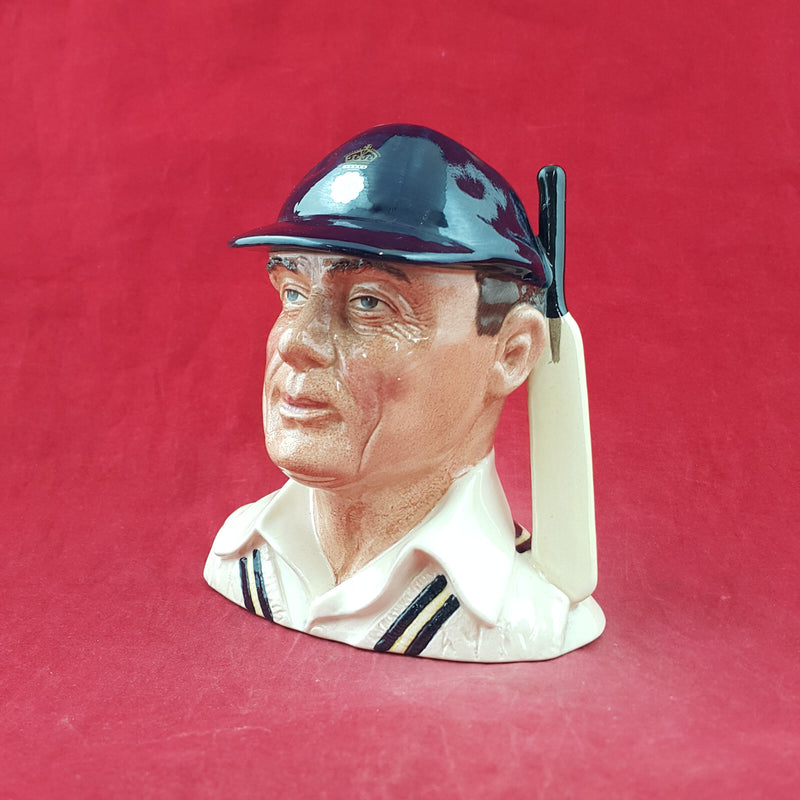 Royal Doulton Character Jug Small - Hampshire Cricketer D6739 - RD 3086