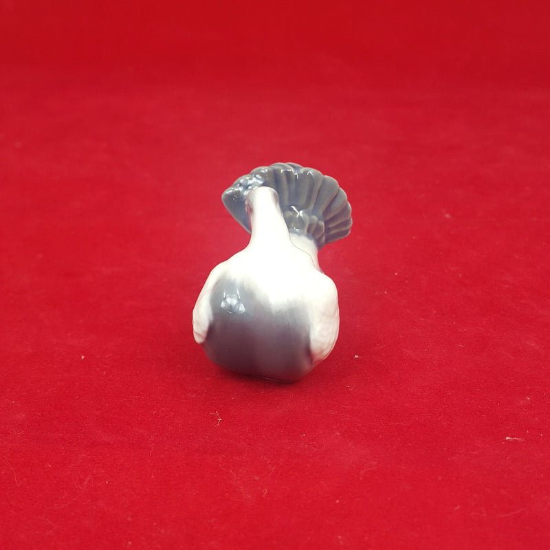 Royal Copenhagen Figurine - Fan Tailed Dove Pigeon 4787