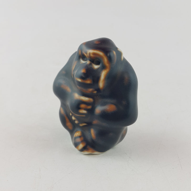 Royal Copenhagen - Monkey Sitting 20219 - RCH 2306