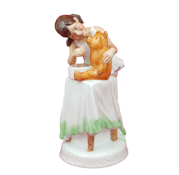 Royal Doulton Figurine - And One For You HN2970 – 260 RD