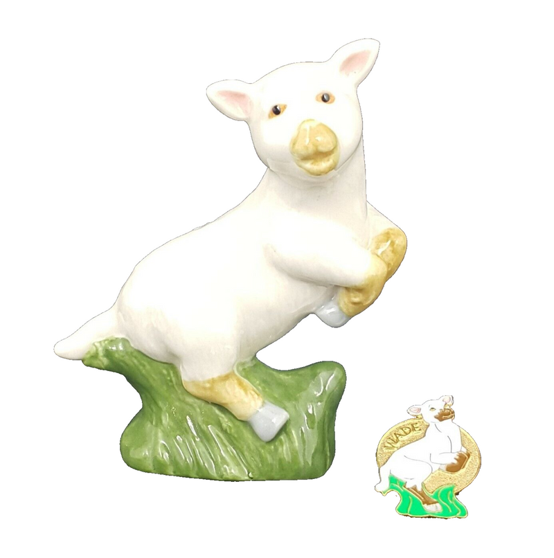 Wade Leaping Lamb with Badge - Box & Membership Certificate