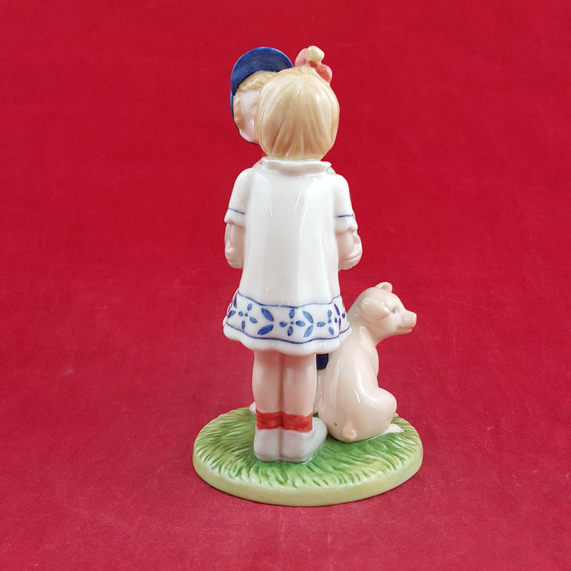 Royal Copenhagen Figurine - The Swineherd - RCH 2043
