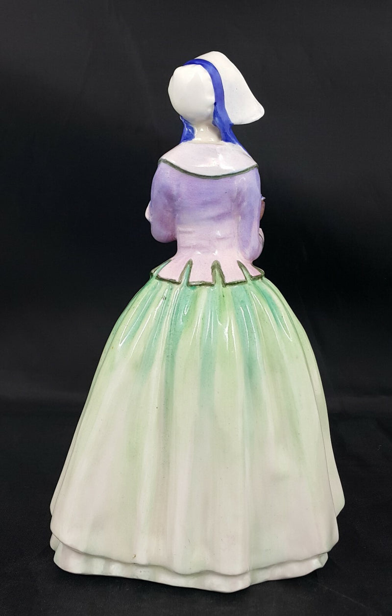 Royal Doulton Figurine Dorcas HN1491