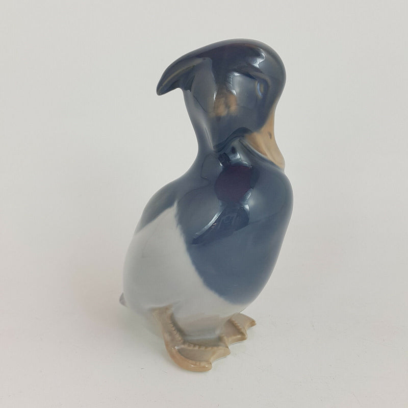 Royal Copenhagen - Tufted Duck Standing Tall with Head Down 1941 - 381 RCH