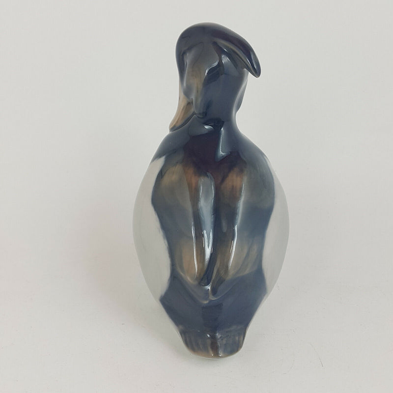 Royal Copenhagen - Tufted Duck Standing Tall with Head Down 1941 - 381 RCH