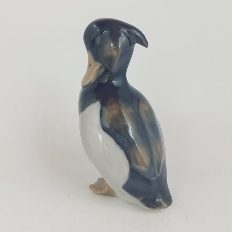 Royal Copenhagen - Tufted Duck Standing Tall with Head Down 1941 - 381 RCH