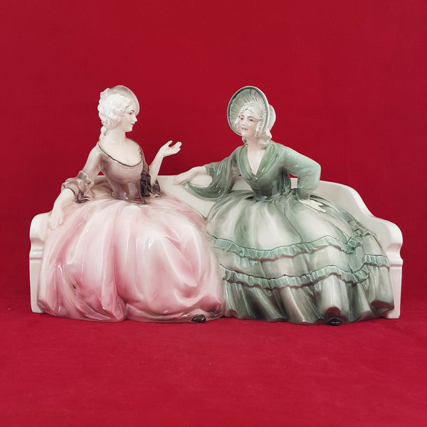 Katzhutte Porcelain Figure - Two Ladies Sitting On A Couch 265 - NA 922