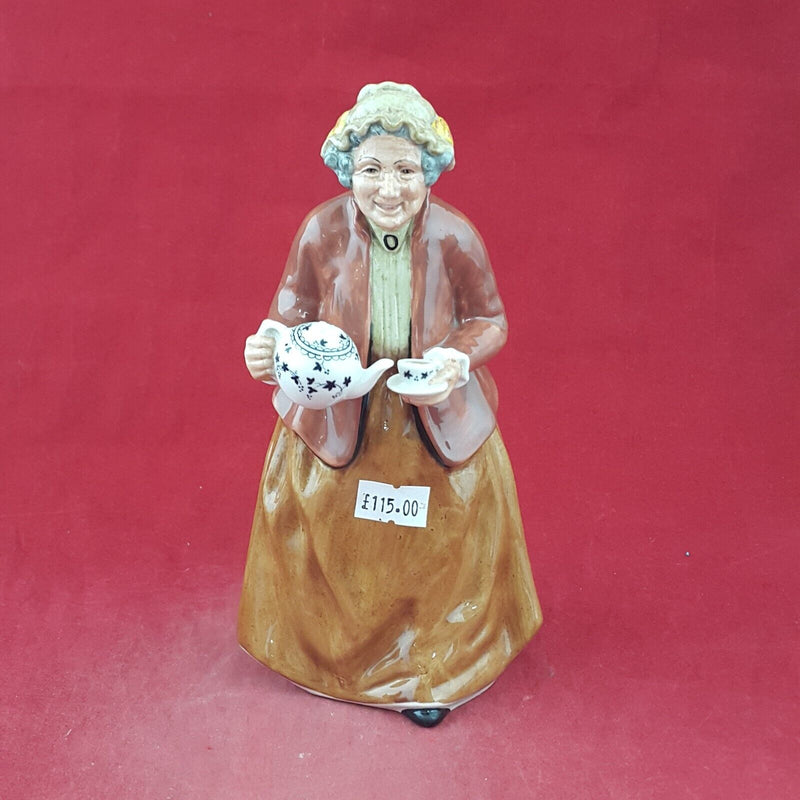 Royal Doulton Figurine HN2255 Teatime - RD