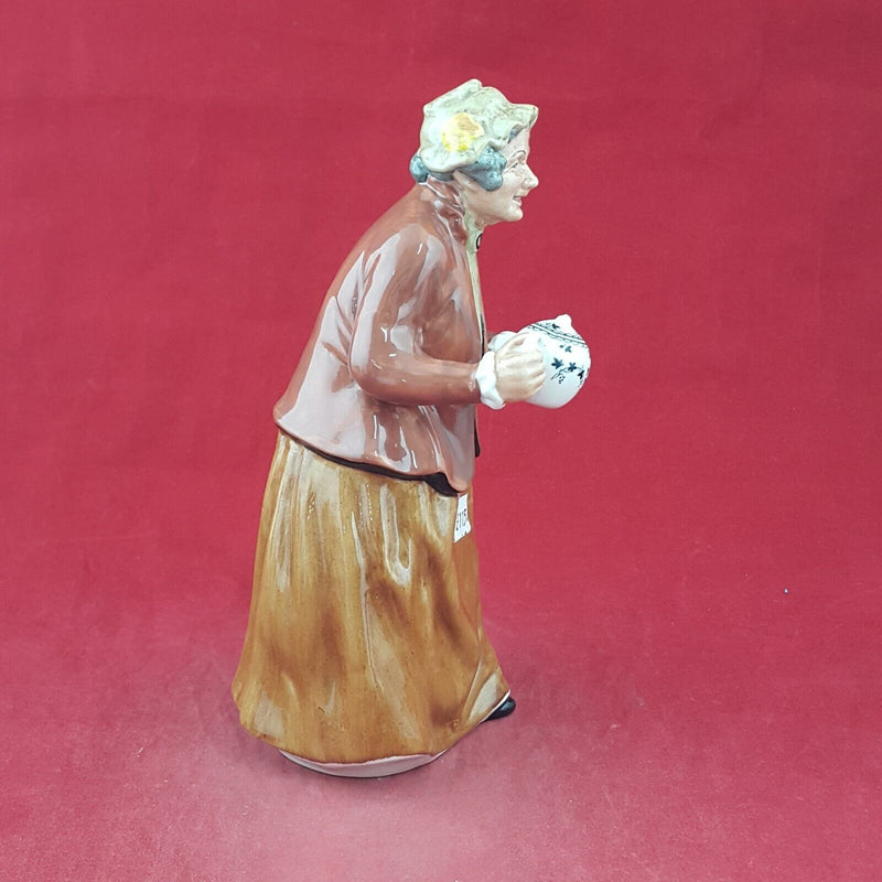 Royal Doulton Figurine HN2255 Teatime - RD