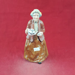 Royal Doulton Figurine HN2255 Teatime - RD