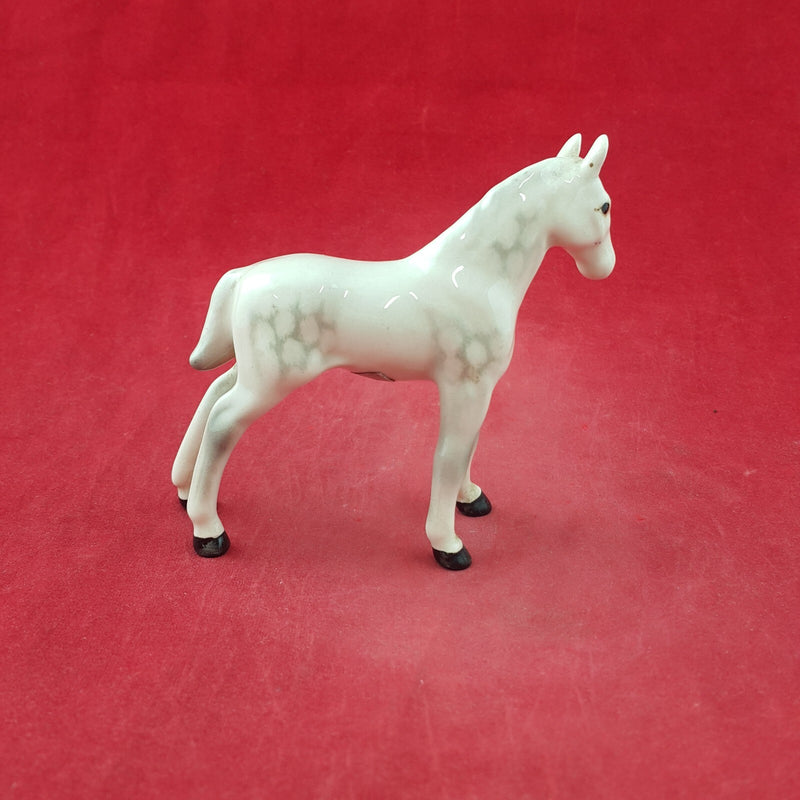 Beswick  Figurine 1816 Throughbred Type Facing Left (Second version) - 8577