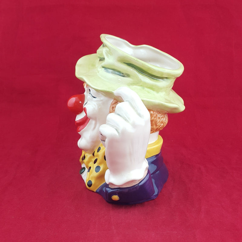 Royal Doulton Character Large Jug D6834 - The Clown -  RD 6470
