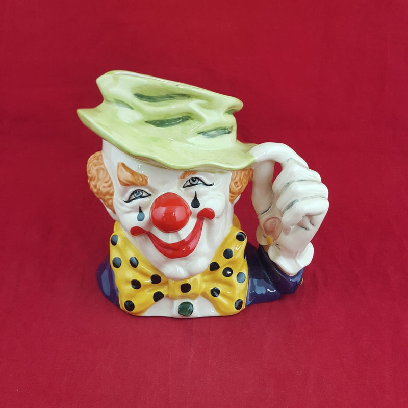 Royal Doulton Character Large Jug D6834 - The Clown -  RD 6470