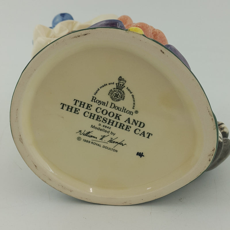 Royal Doulton Character Jug D6842 The Cook and The Cheshire Cat - 8003 RD