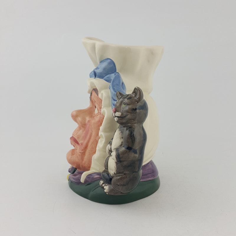 Royal Doulton Character Jug D6842 The Cook and The Cheshire Cat - 8003 RD