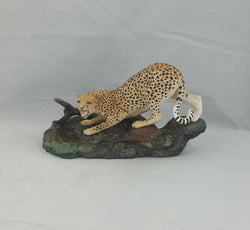 Beswick Cheetah On Rock Model 2715