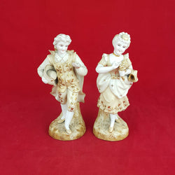 Depose Porcelain - Pair of Figurines ( Man & Woman ) - NA 758