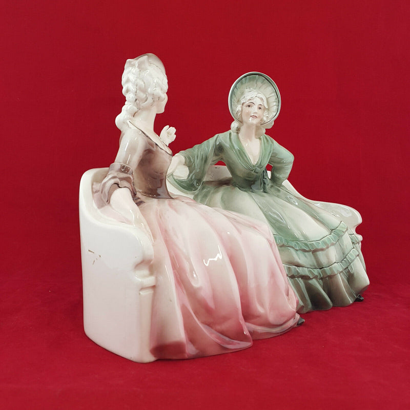 Katzhutte Porcelain Figure - Two Ladies Sitting On A Couch 265 - NA 922