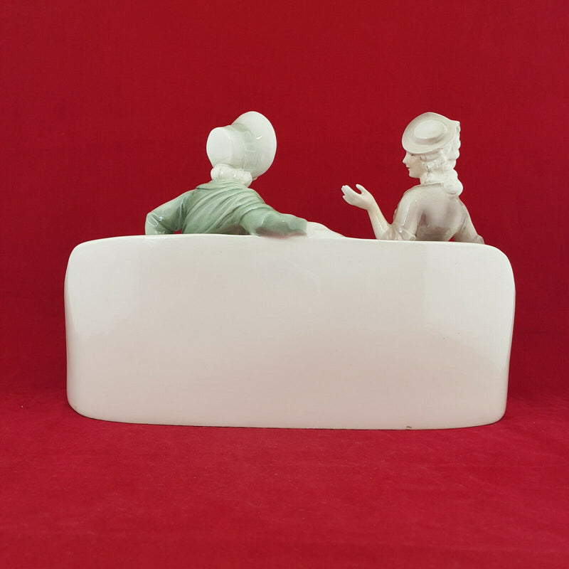 Katzhutte Porcelain Figure - Two Ladies Sitting On A Couch 265 - NA 922