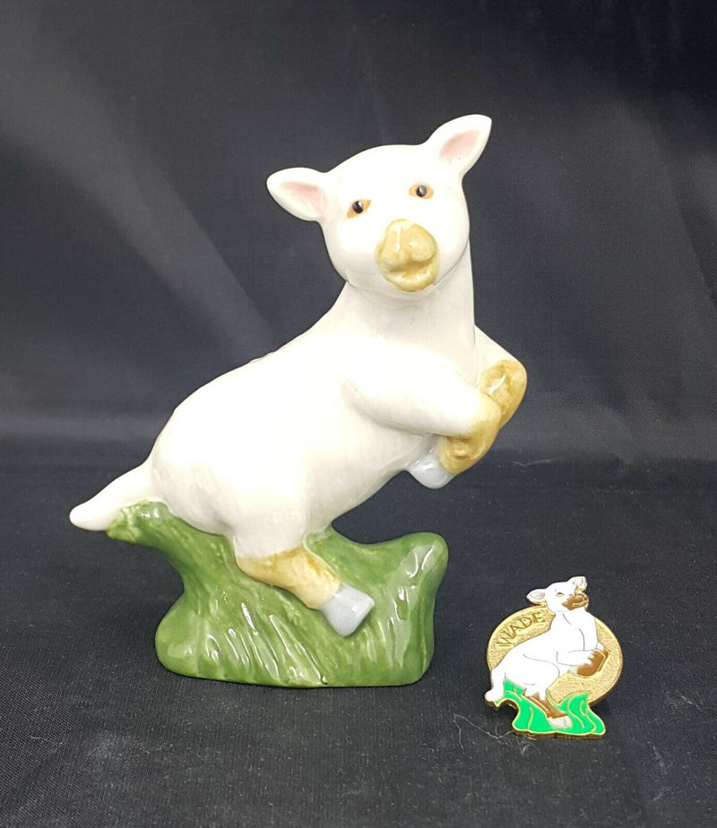 Wade Leaping Lamb with Badge - Box & Membership Certificate