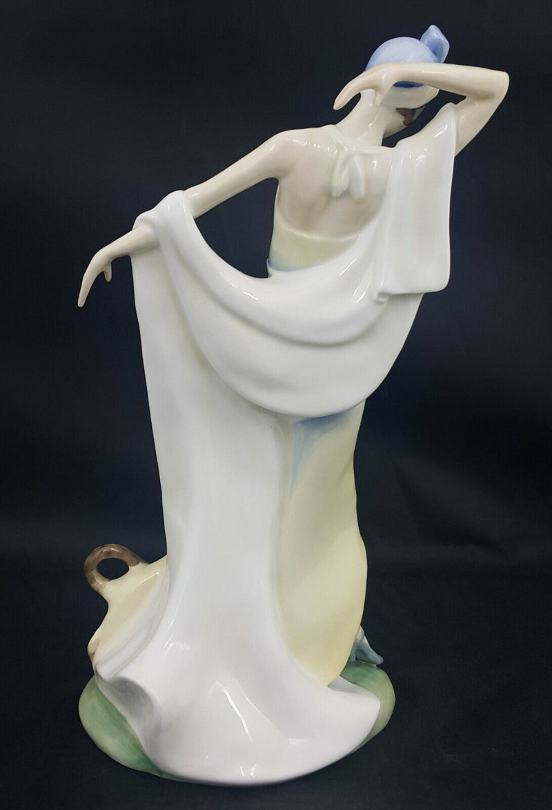 Royal Doulton Figurine Harriet HN3795