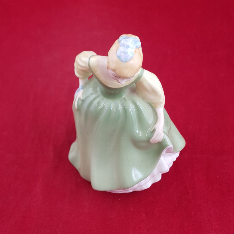 Royal Doulton Figurine - Fair Maiden HN2211 – RD 1486