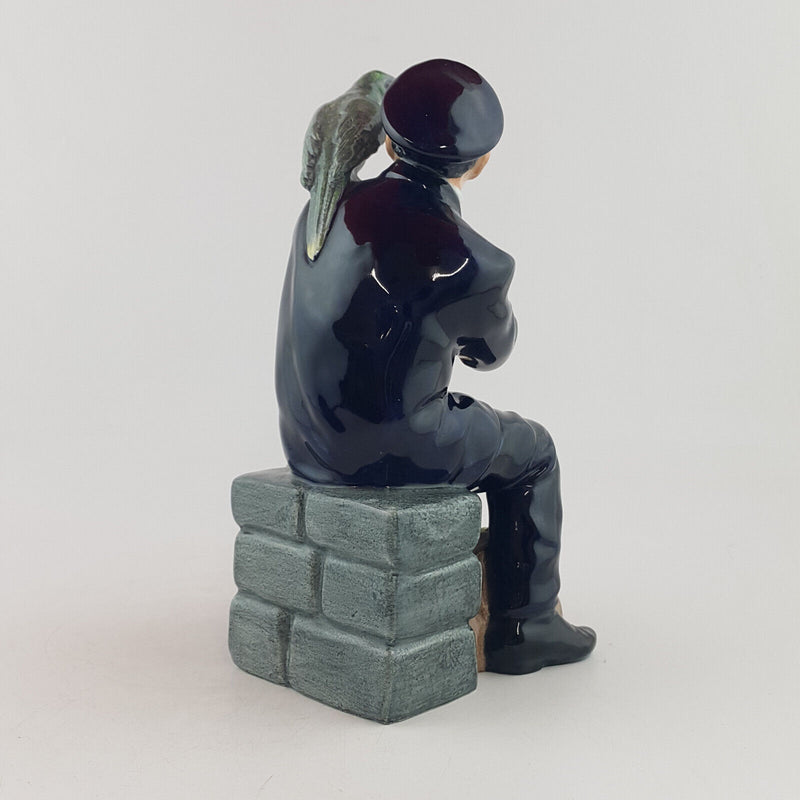 Royal Doulton Figurine - Shore Leave HN2254 – RD 1583