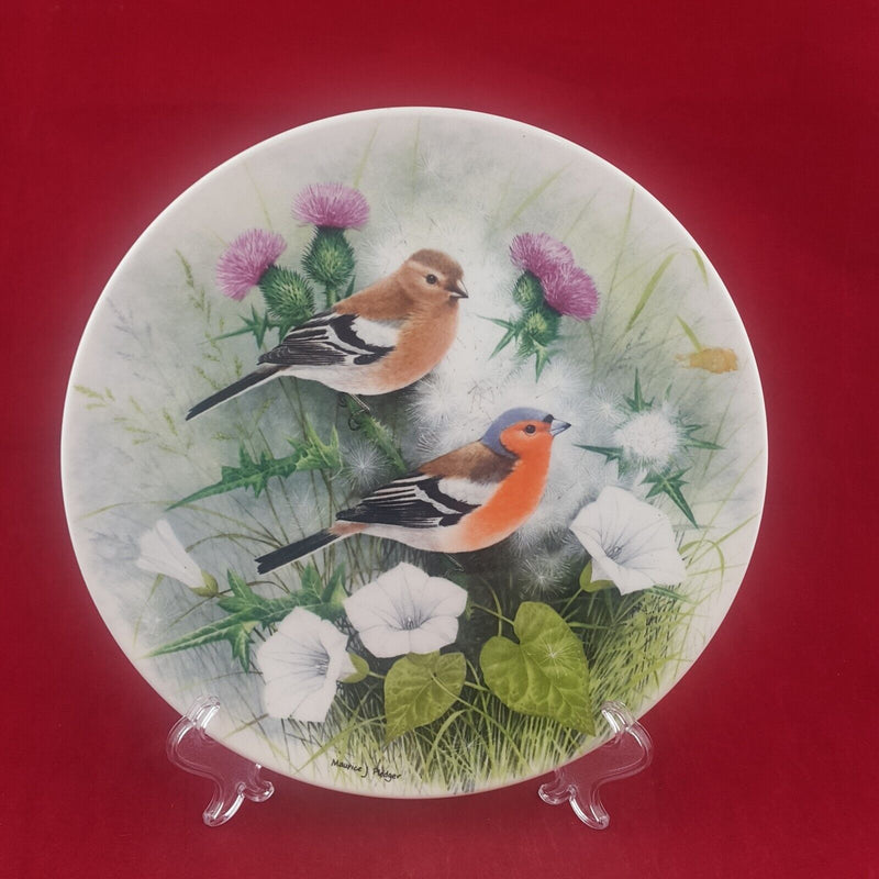 Royal Doulton Plate Chaffinch with CoA Box - 6749 RD