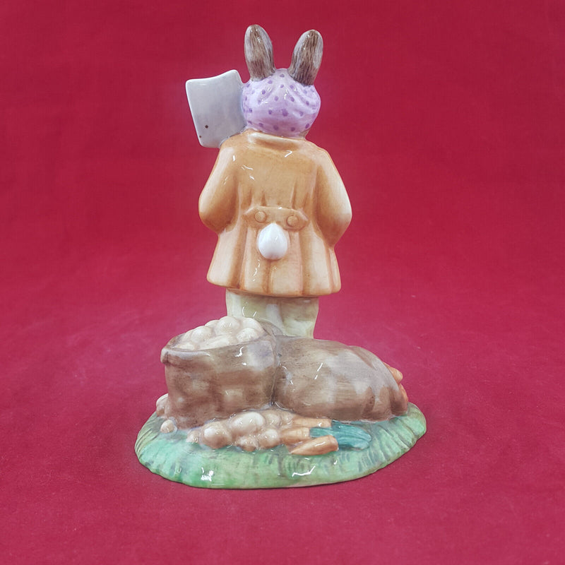 Royal Doulton Bunnykins - Land Girl DB372 – RD 1762